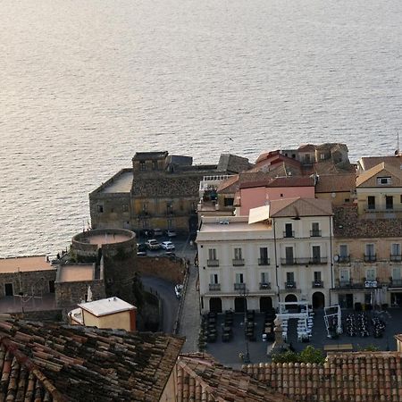 Residence Nina Pizzo  Buitenkant foto